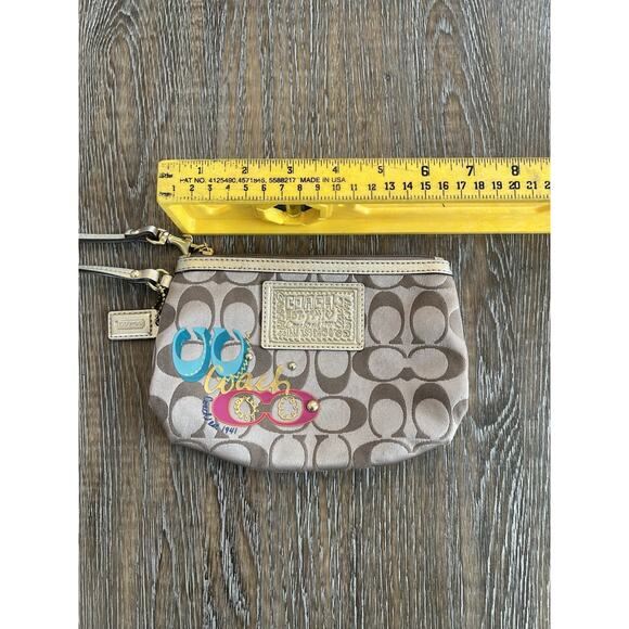 Vintage Coach Wristlet Limited Edition NWOT - Picture 10 of 11